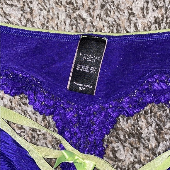 VS 🌸 - Picture 5 of 8